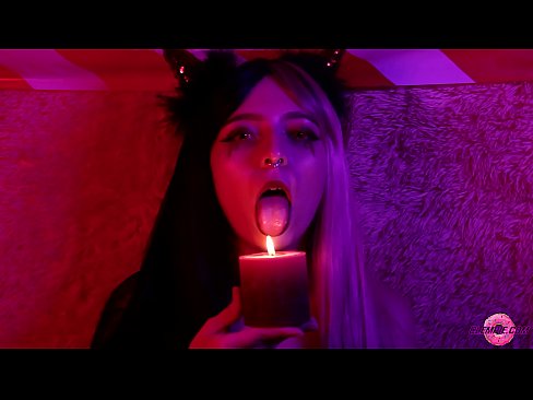 ❤️ Madasigon nga Blowjob gikan sa Sexy Succubus nga adunay Katumanan sa Baba kualidad nga porn sa amon