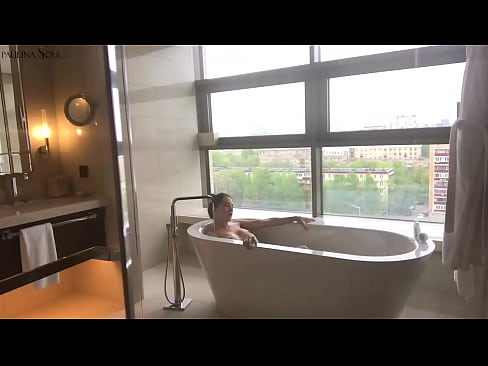 ❤️ Grabe nga babe Mabination nga gibira ang iyang puki sa banyo kualidad nga porn sa amon