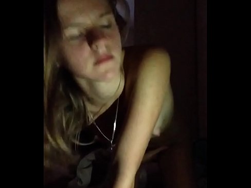 ❤️ Ang usa ka babaye masturbates ug cums kualidad nga porn sa amon