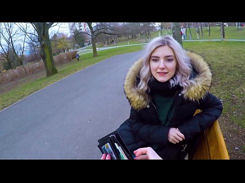 ❤️ Gitulon ang init nga cum sa usa ka estranghero alang sa kuwarta - blowjob sa parke ni Eva Elfie kualidad nga porn sa amon